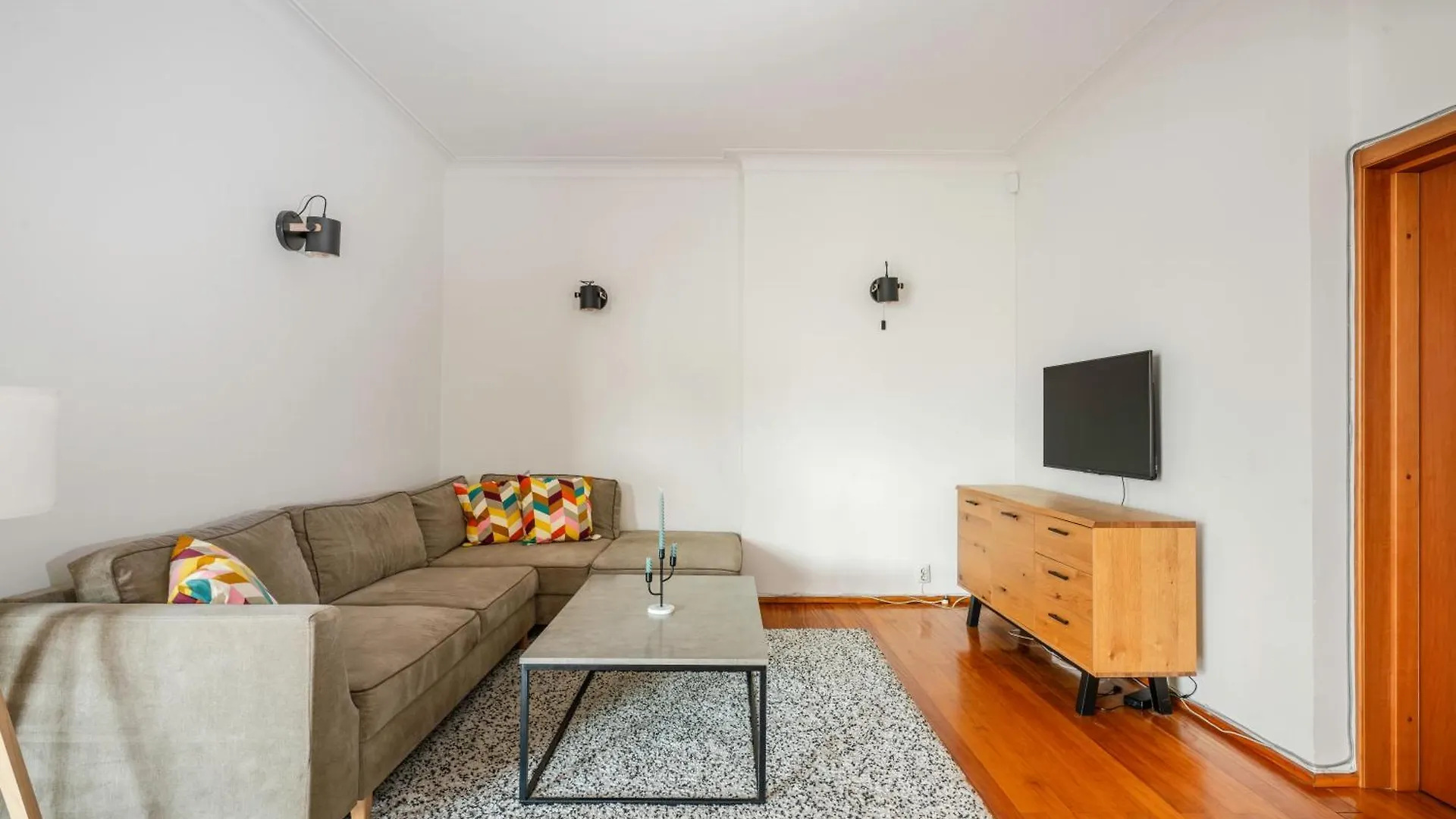 Charming 2Bd Apartment In The Heart Of The City Sofia