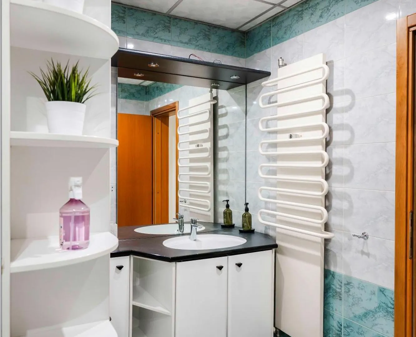 Charming 2Bd Apartment In The Heart Of The City Sofia